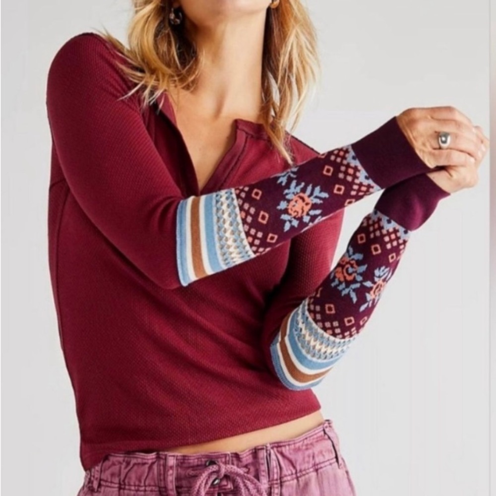 Free people Mikah Layering Cuff Knit Top wine combo Size XS MSRP$78